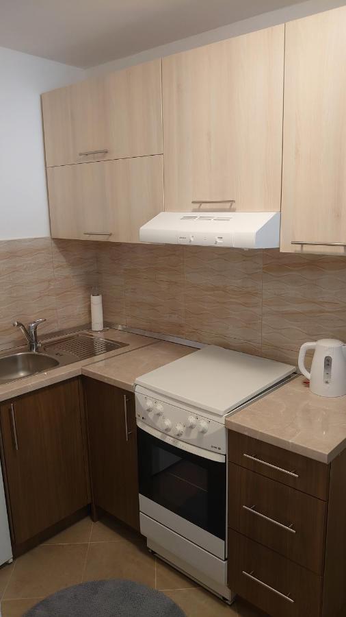 מוסטר Apartments Tulipan - With Free Private Parking Garage מראה חיצוני תמונה