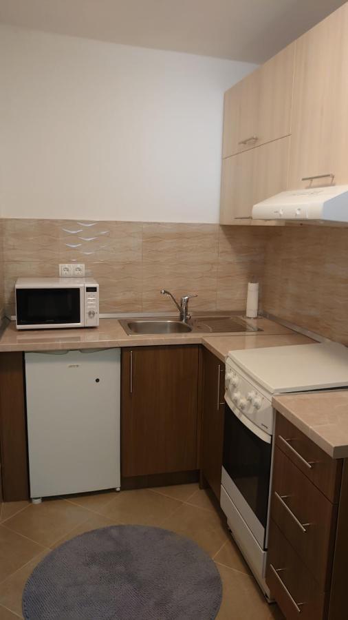 מוסטר Apartments Tulipan - With Free Private Parking Garage מראה חיצוני תמונה