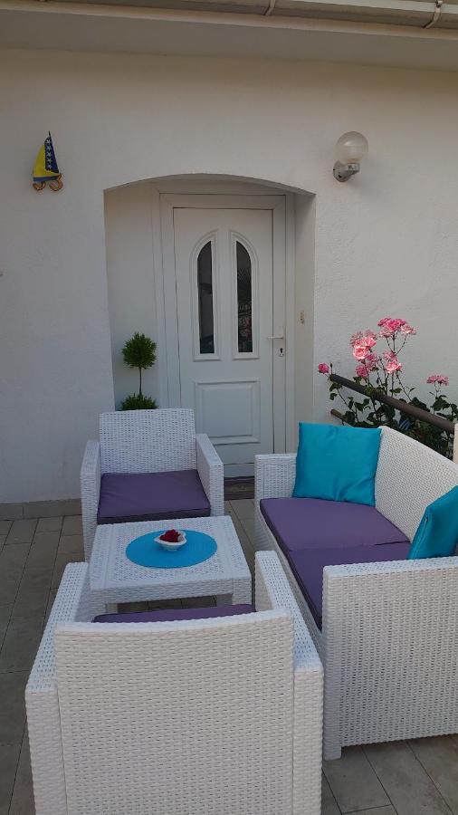 מוסטר Apartments Tulipan - With Free Private Parking Garage מראה חיצוני תמונה