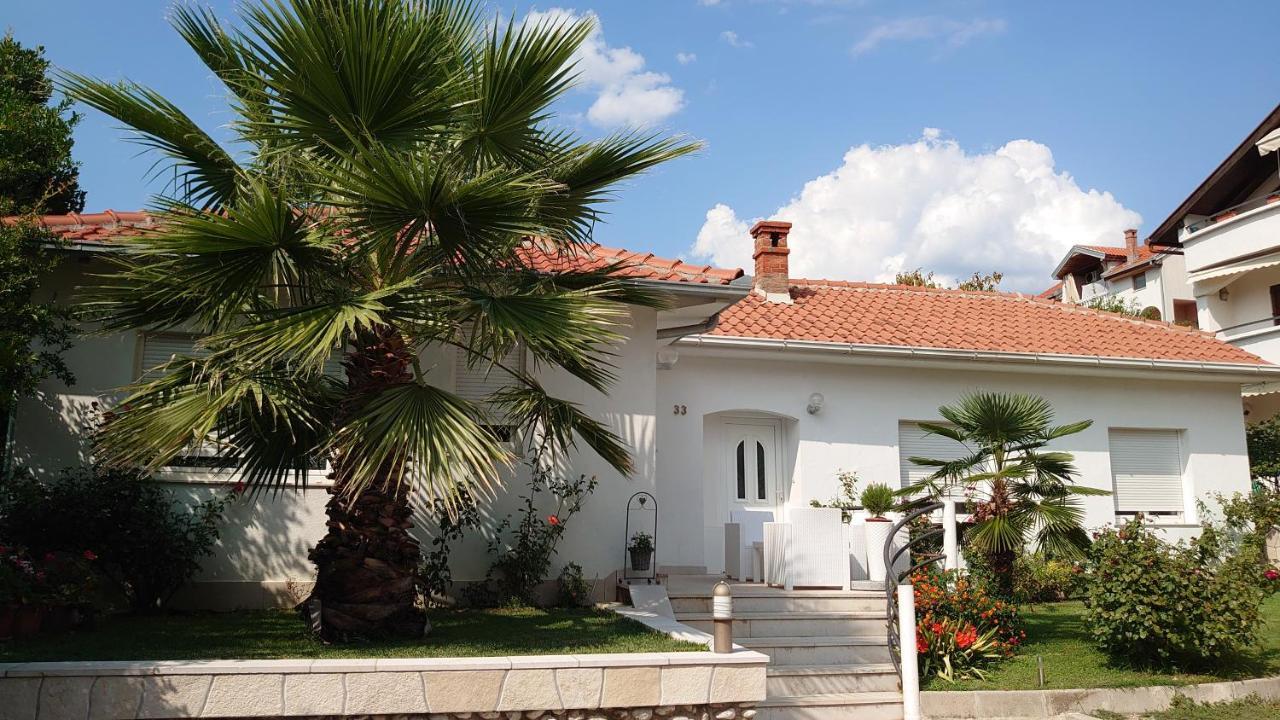 מוסטר Apartments Tulipan - With Free Private Parking Garage מראה חיצוני תמונה
