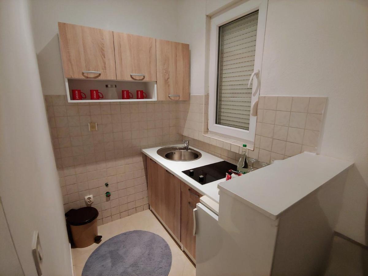 מוסטר Apartments Tulipan - With Free Private Parking Garage מראה חיצוני תמונה