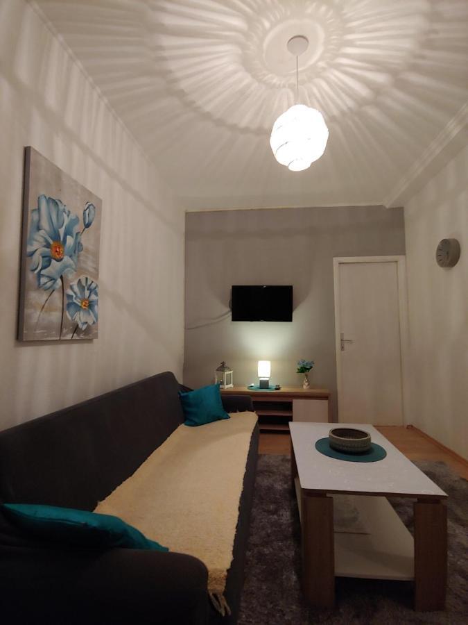 מוסטר Apartments Tulipan - With Free Private Parking Garage מראה חיצוני תמונה